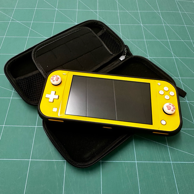 nintendo switch lite มือสอง