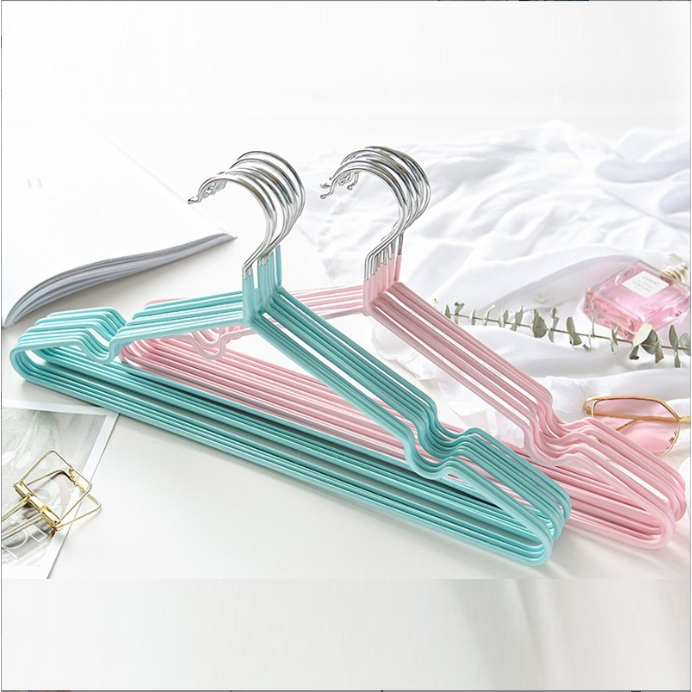 FTD แพ็ค 30ชิ้น สุดคุ้ม ไม้แขวนเสื้อซิลิโคน กันตก แขวนได้ทุกผ้า โครงสแตนเลส ไม่เป็นสนิม 1332