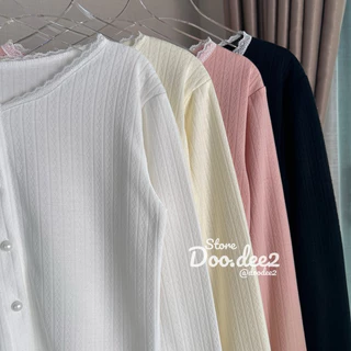 ♦️DOODEE2♦️เสื้อแขนยาวแต่งลูกไม้ กระดุมมุก(แกะได้) ผ้าฉลุลูกไม้