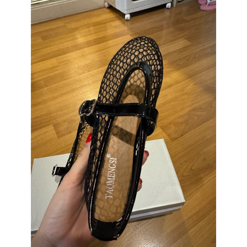 พร้อมส่งที่ไทย - julie marry jane *(แนะนำ + size ค่ะ)