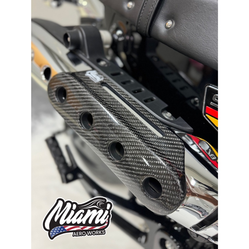 บังท่อ  MIAMI เครฟล่า ใส่รถ DAX125