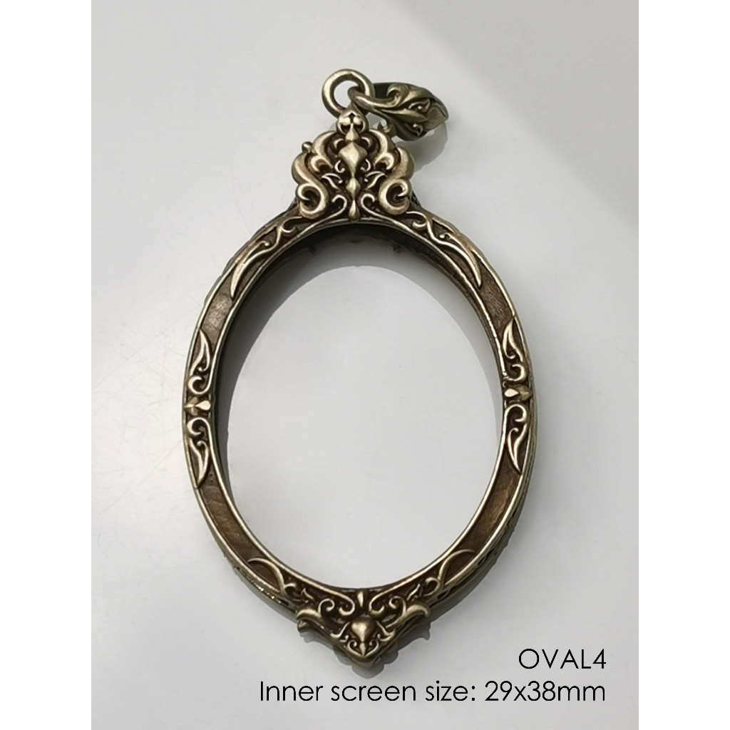 OVAL4Brass amulet casing inner screen size 29x38mm กรอบพระ ทองเหลือง รูปไข่