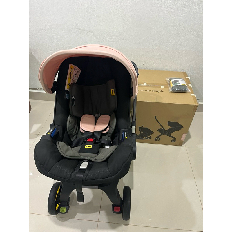 Doona carseat 4 in 1 blush pink คาร์ซีทกระเช้า รถเข็นสีชมพูจากช็อป carseat &  stroller  ประกันยังเหล