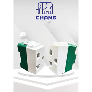 (ยกกล่อง) เต้ารับมีกราวด์ 3 ขา มีกราวด์ แบบเสียบ ยี่ห้อ ช้าง รหัส PCH-900N