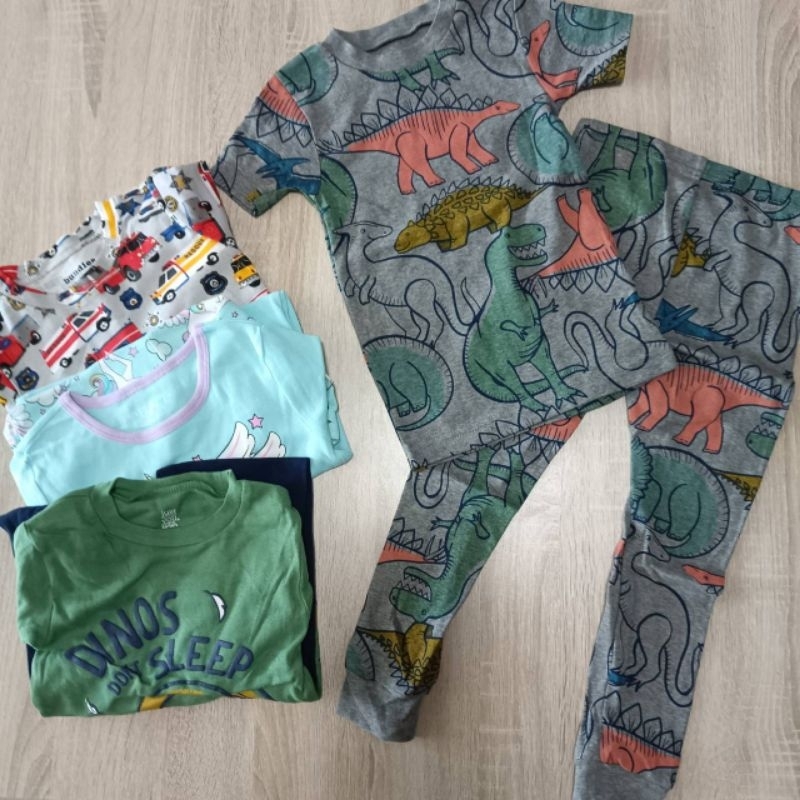 ชุดนอนเด็ก ทรงสลิมฟิต ผ้านิ่ม Carter's size 12m-6T งานขีด/ตัดป้าย/ขูดป้าย แนะนำเผื่อไซส์