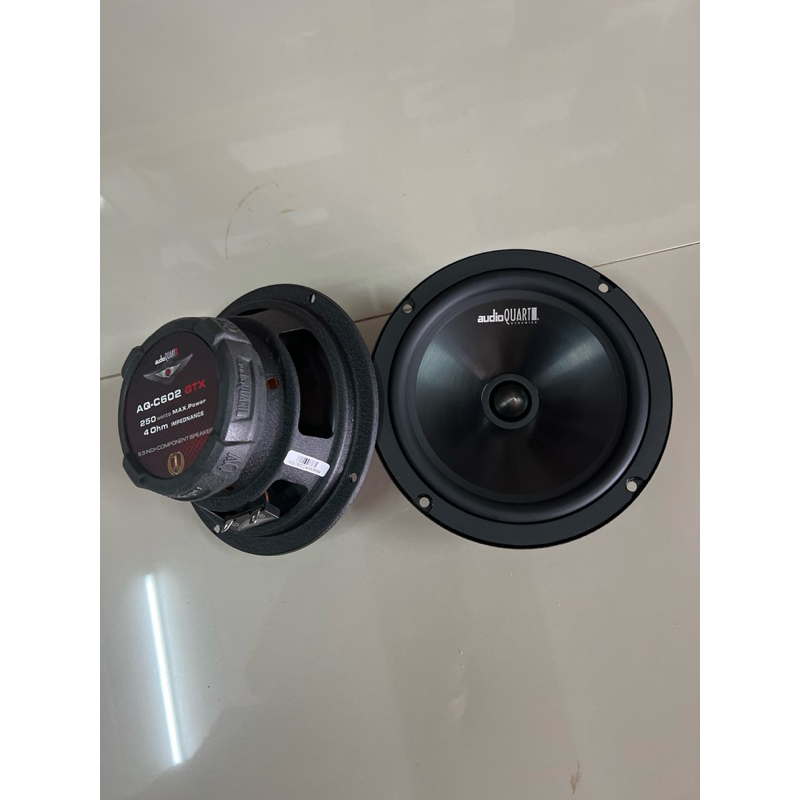 ราคา​คู่​ละ​  1250บาท​6.5​นิ้ว​กลาง​audio​QUART