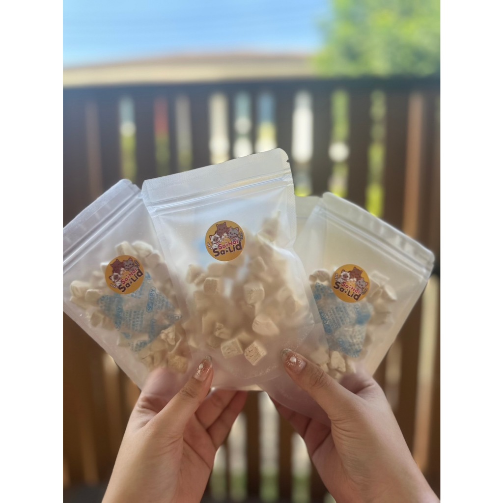 ฟรีซดราย สำหรับแมวและ สุนัข อกไก่ชนิดหั่นเต๋า