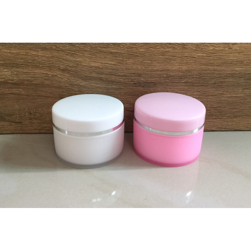 กระปุก 30 กรัม สีขาวนวล/สีชมพู มีแผ่นปิด•พร้อมส่ง•