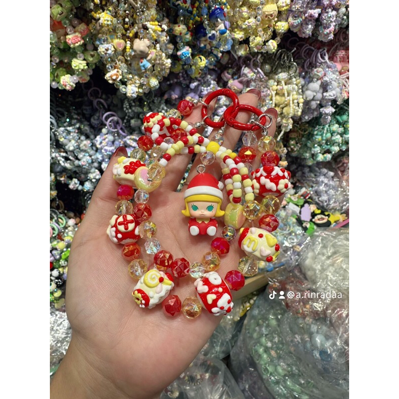 พร้อมส่งในไทย พวงกุญแจ Pop mart ลูกปัดสีพาสเทลเพ้นท์ลาย ขนาดกลาง(สินค้าถ่ายจากงานจริง)