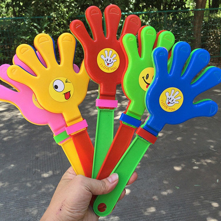 มือตบพลาสติก ของเล่นมือตบ มือตบเชียร์ คละสี ขนาด28cm