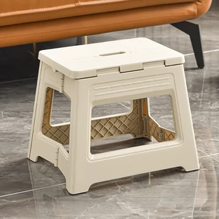 ราคาต่ําสุดใ !!เก้าอี้พับพกพา เก้าอี้พลาสติกอเนกประสงค์ Foldable Stool คุณภาพดีราคาถูกมีหลายสีให้เลือก