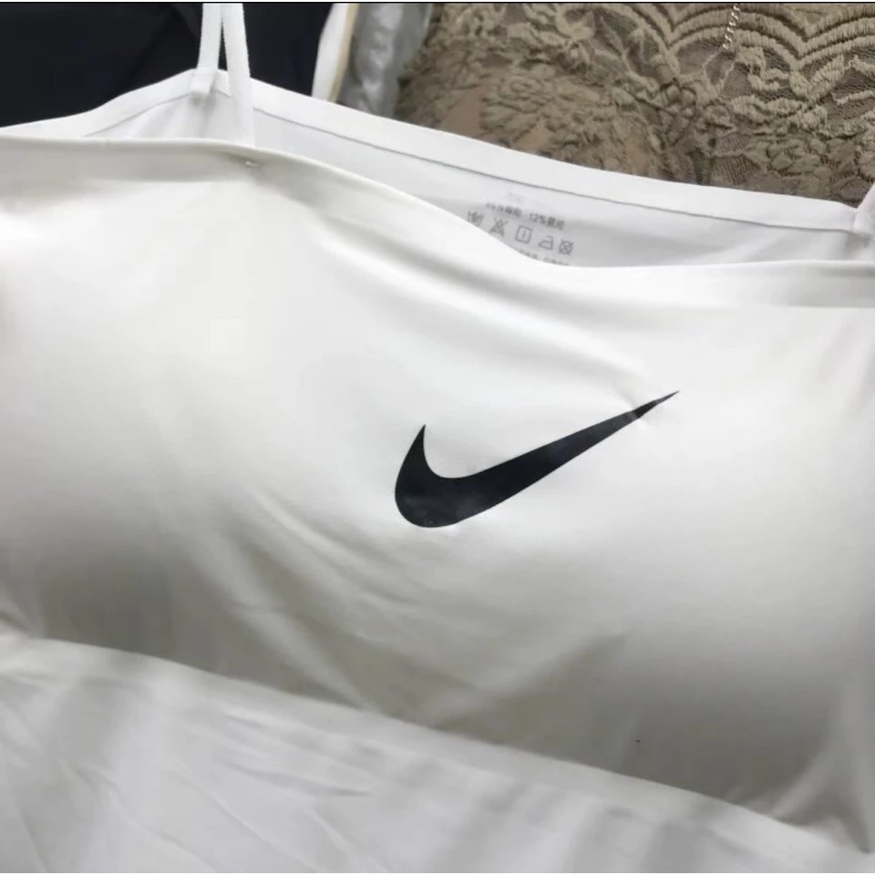 เสื้อในสปอร์ตบรา สายเดี่ยว เสริมฟองน้ำ ครอปครึ่งตัว thumbnail 6
