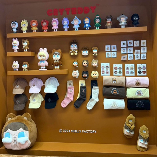 [ โค้ดคุ้มแฟชั่นลด30%ลดสูงสุด1000บาท] พวงกุญแจ/กระเป๋าสะพาย งาน CRYBABY Bunny&Teddy - MOLLY FACTORY