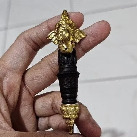 ไม้ครูลายไทยขบ1 (ขนาด3นิ้ว)หัวท้ายทองเหลือง