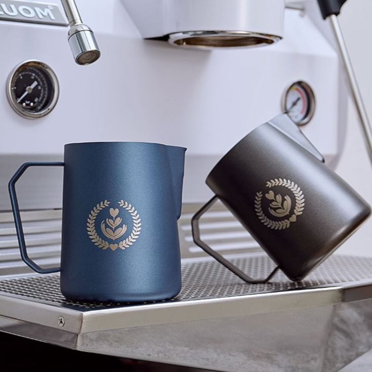 พิชเชอร์ B style natural color (MUVNA) ITALIAN LATTE CUP แก้วตีฟองนม เหยือกตีฟองนม เหยือกเทลาเต้อาร์ต - รูปที่ 2