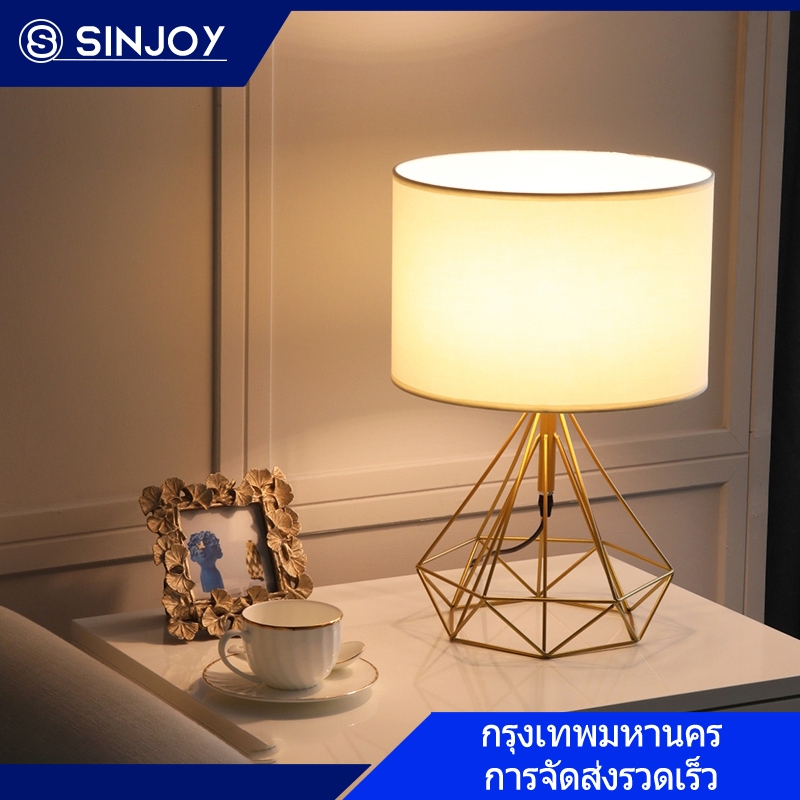 โคมไฟตั้งโต๊ะห้องนอน โคมไฟสไตล์นอร์ดิก โมเดิร์น หรูหรา ตกแต่งข้างเตียง โรงแรมโคมไฟตั้งโต๊ะดีไซน์สร้างสรรค์รูปเพชรกลวง