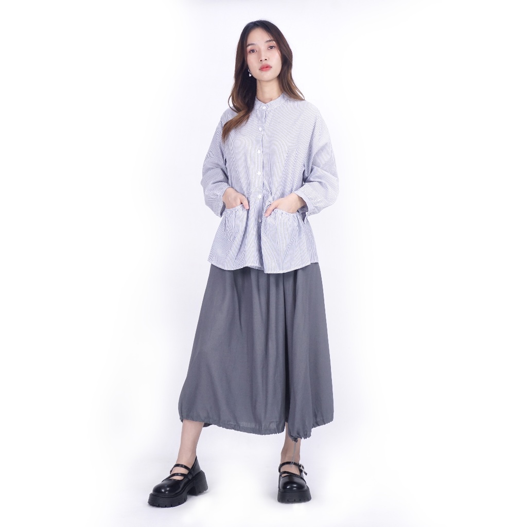 YADA.life Shirt เสื้อคอจีน แขนยาว กระเป๋าหน้าคู่ กระดุมหน้า