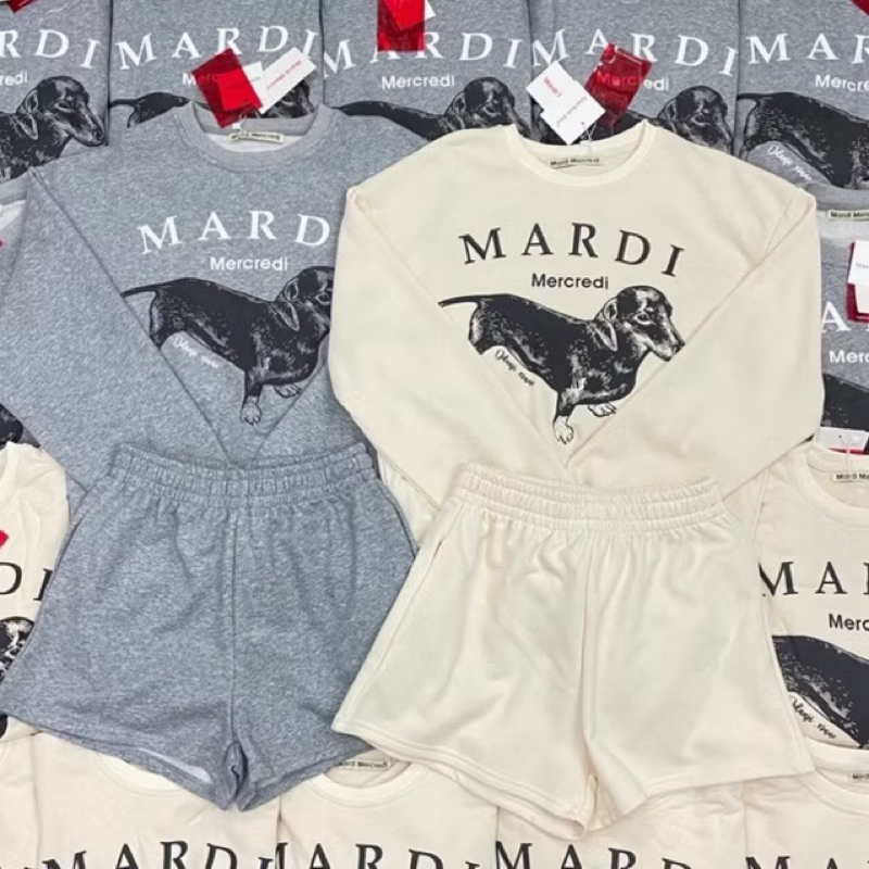 Mardi dog set ชุดเซ็ทเสื้อคอกลมแขนยาว มาพร้อมกับกางเกงขาสั้น งานผ้าคุ้มมากค่ะ