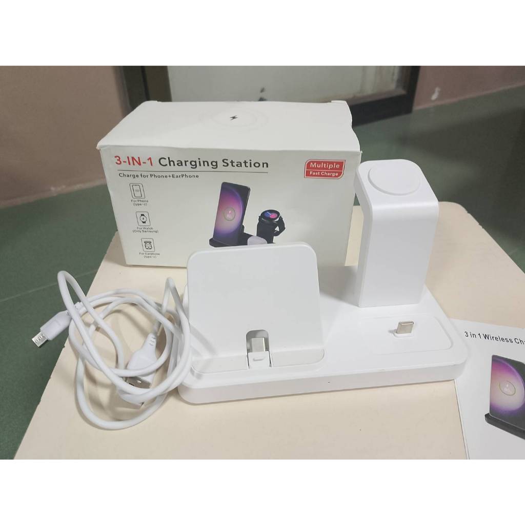 แท่นชาร์จโทรศัพท์แบบไร้สาย 3 in 1 และ 4 in 1