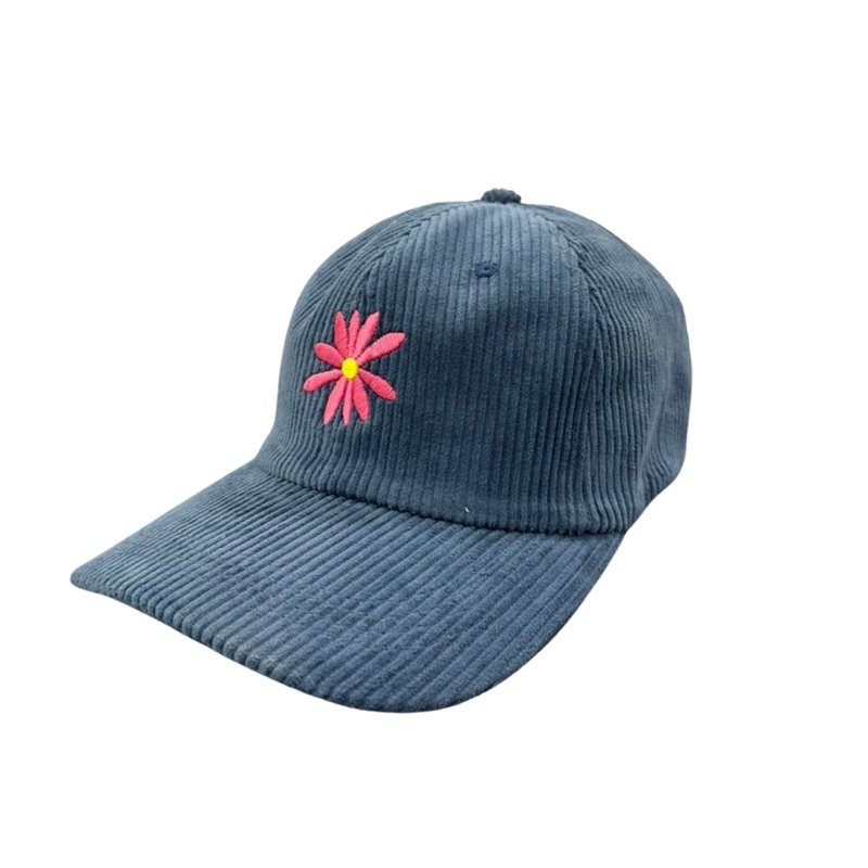 Salii.BKK - หมวกแก๊ปผ้าลูกฟูก ปักลายดอกไม้