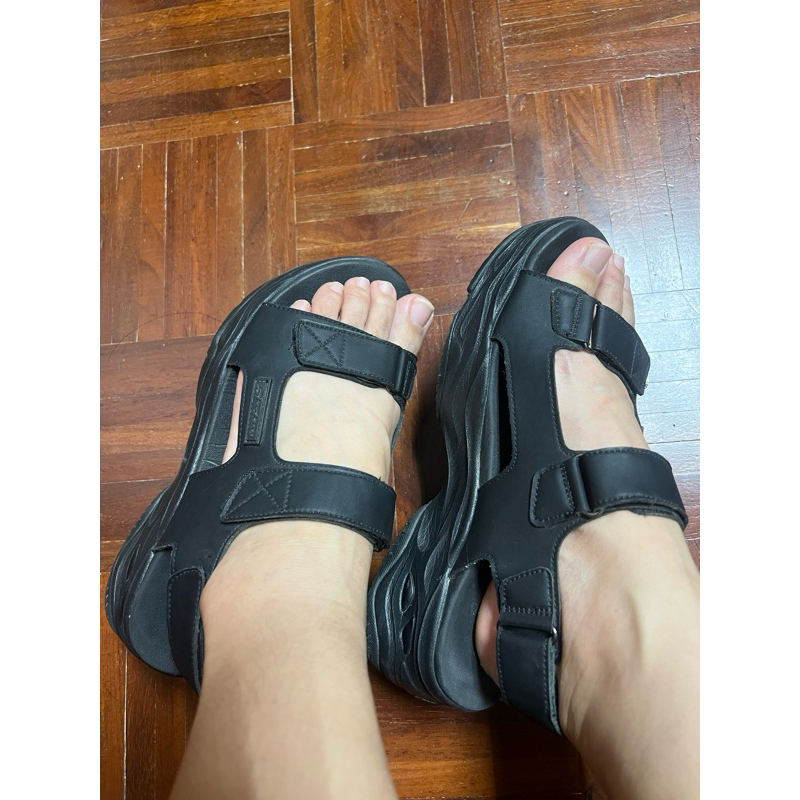 รองเท้า skechers confort