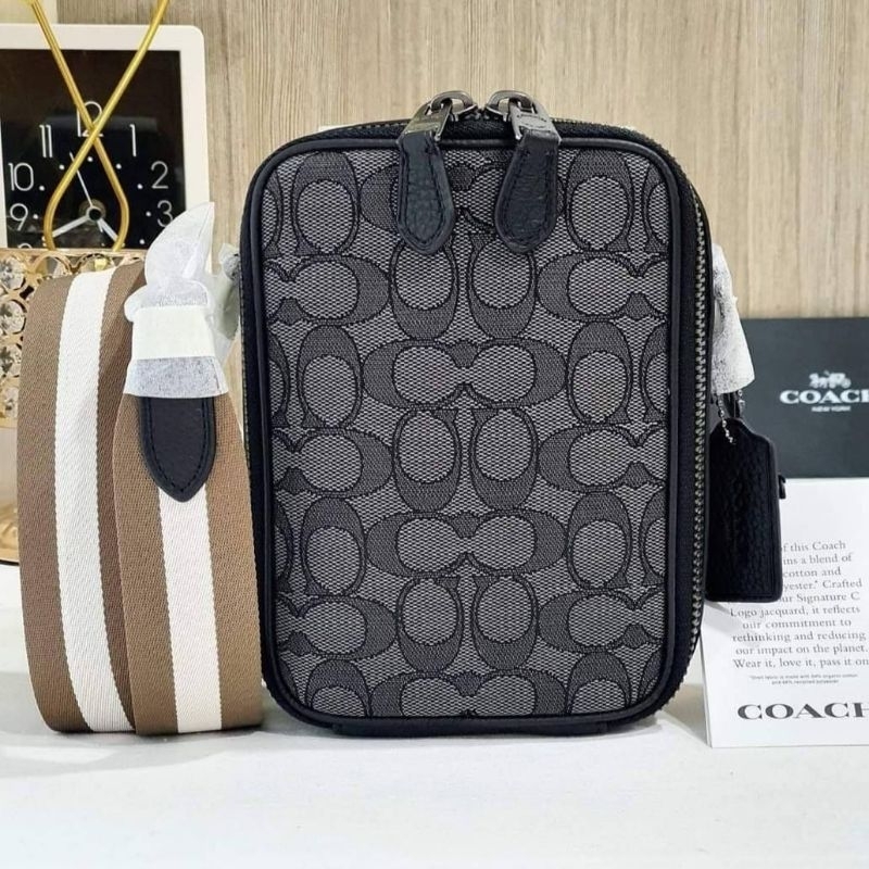 Coach phone bag สะพายใบเล็ก/ใส่โทรศัพท์แบบเยอะ