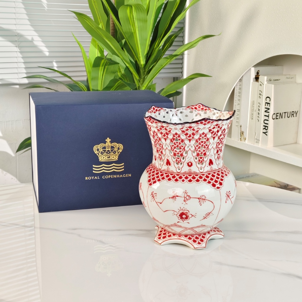 Copenhagen Vase Lace Pattern Elegant Design New Arrival Home Decor Gift