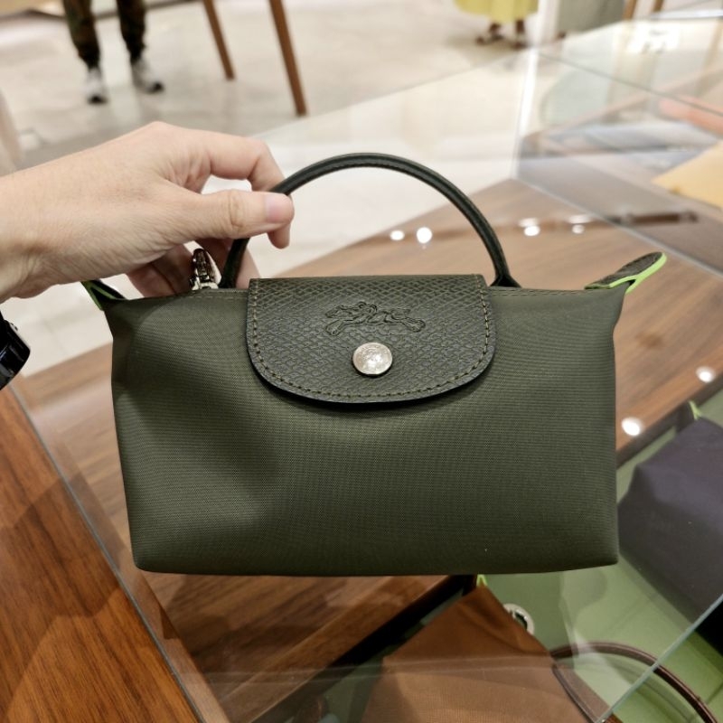 Longchamp LE PLIAGE ORIGINAL POUCH WITH HANDLE ✨️สินค้าแท้จาก King Power✨️