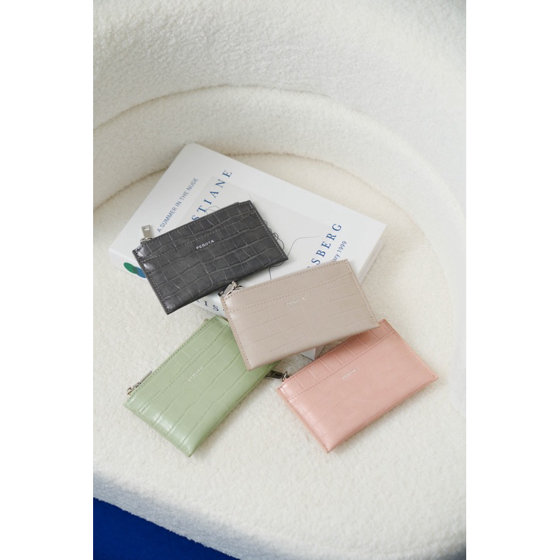 PEROTA CHERRY Card Holder มาพร้อมกล่อง