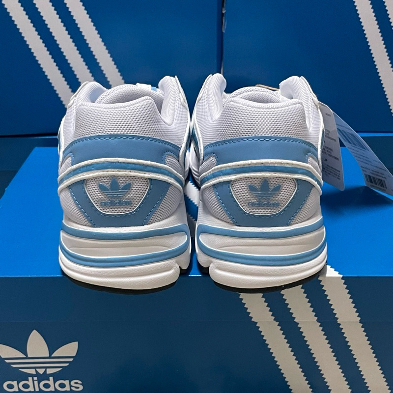 [พร้อมส่ง‼️] Adidas ASTIR W
