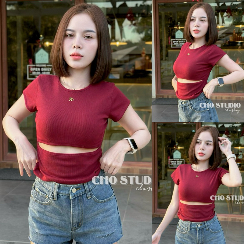 ♦️DOODEE2♦️เสื้อคอกลม โชว์เอว ติดจี้โลหะ ผ้าร่องเล็ก