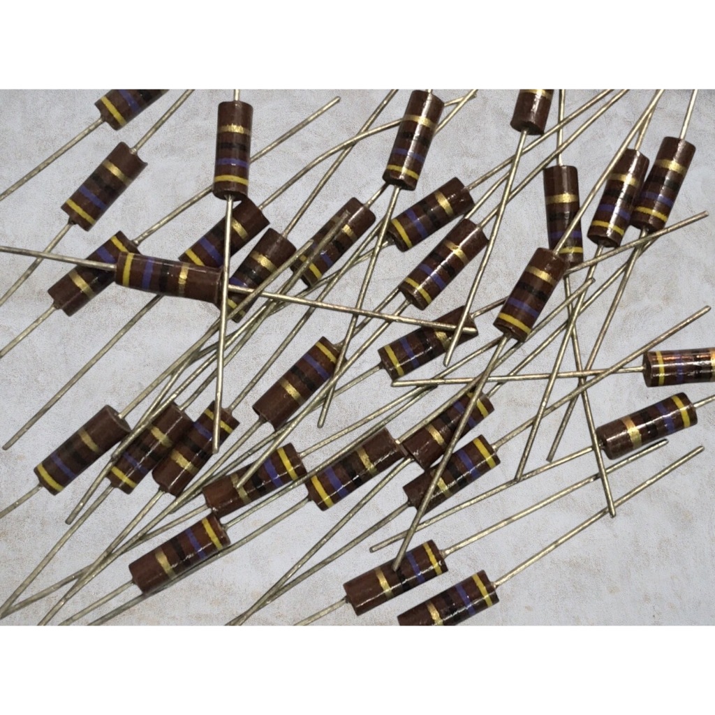 Resistor ยี่ห้อ IRC ชนิด Carbon Composotion ขนาด 0.5 Watt  จาก USA