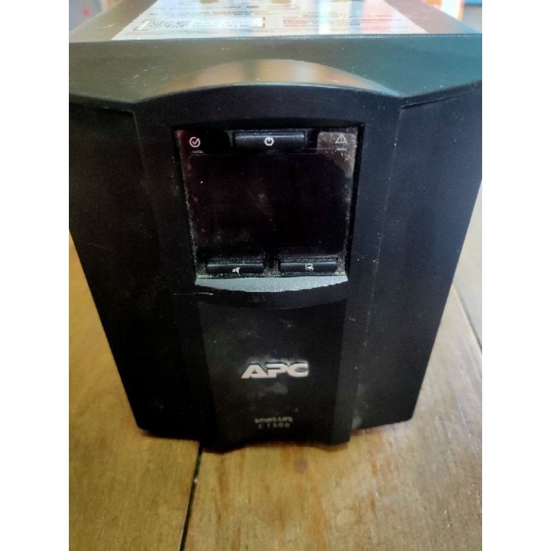 UPS มือสอง APC C1500 แบบ pure sine wave 1500VA 900W