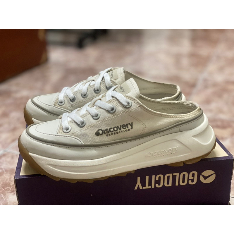 รองเท้า Discovery expedition มือสอง 38/24 cm