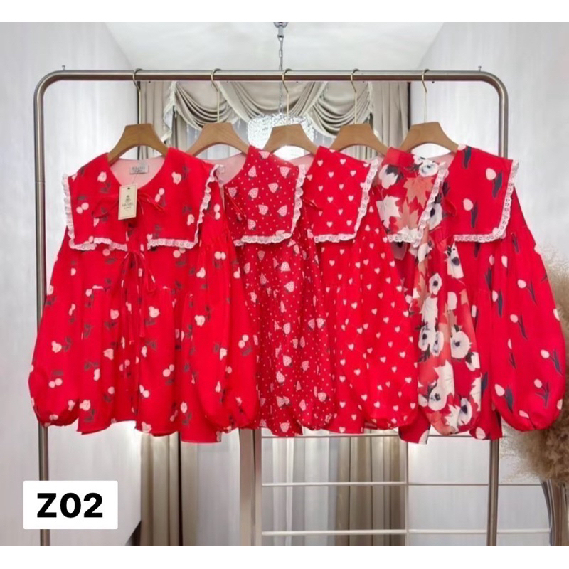 Z01.เสื้อปกใหญ่ตรีมสีแดงคริสต์มาส แต่งระบายขาว อก50“