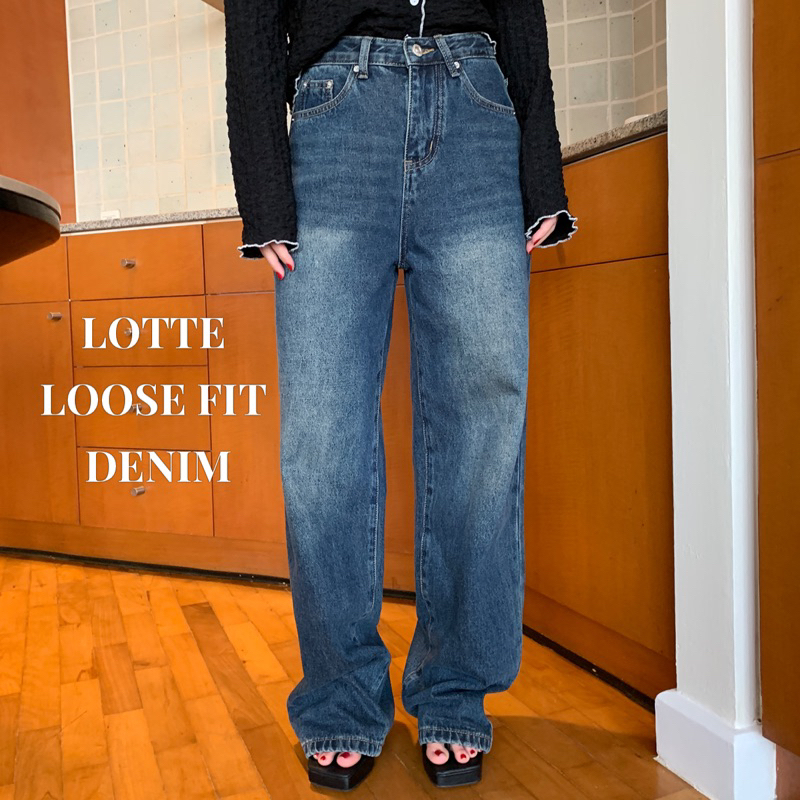 SOMEDRESS | Lotte Loose Fit Denim กางเกงยีนส์เอวกลาง ขาตรง