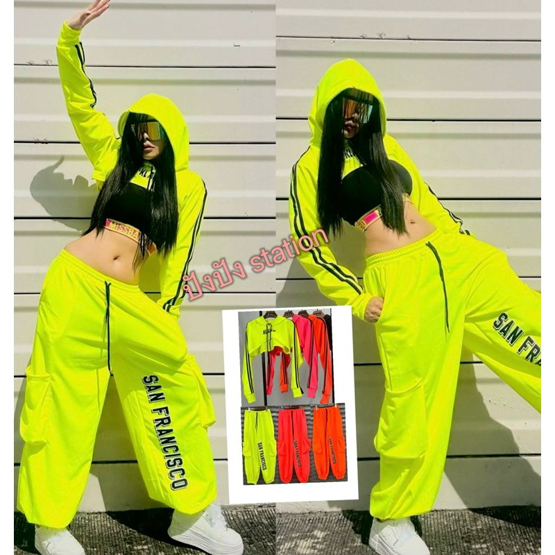 ชุดเซตสีนีออนเสื้อครอปKLและกางเกงคาโก้⚠️🚨 เรื่องแสงในไฟ Black Light เท่านั้น⚠️🚨