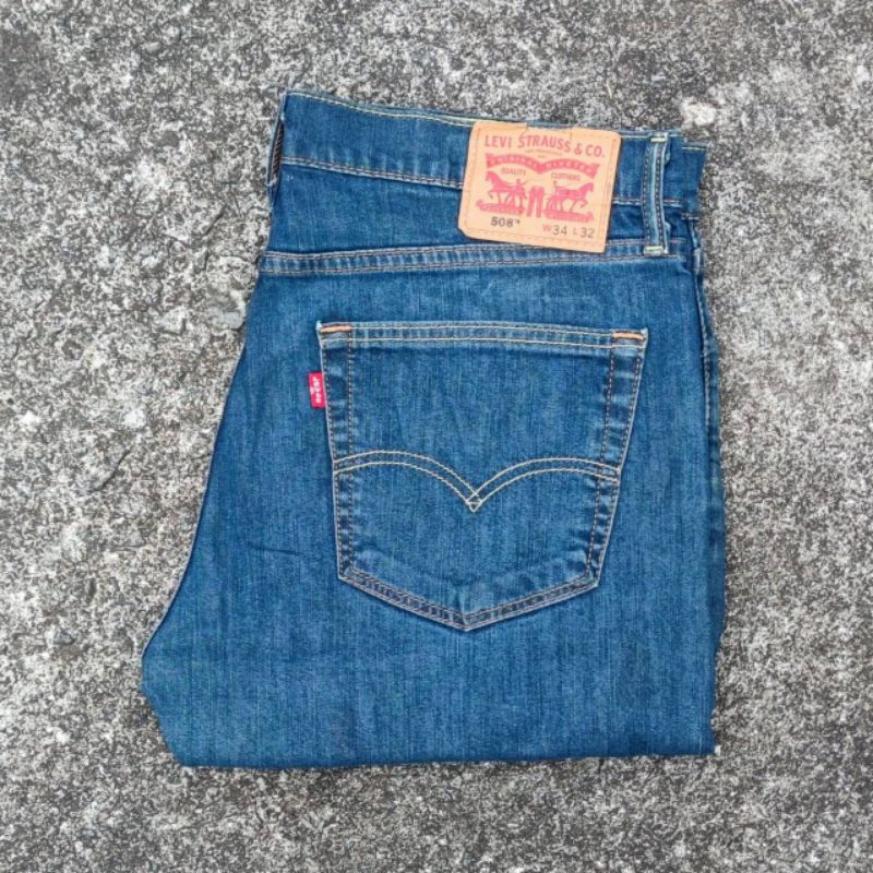 J1/37 กางเกงยีนส์มือสอง 508@2015 เอววัดจริง 37"ยาวทั้งตัว 41"ขา 7.5"สภาพใช้งาน ใส่เท่ๆผ้ายืด2%เนื้อน