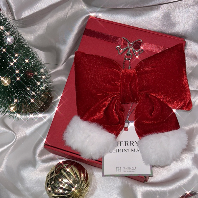 giftbox กล่องของขวัญ **ทักแชทก่อนสั่ง** สั่งพร้อมของในร้านเท่านั้น แม่ค้าจะช่วยเลือกขนาดที่พอดีให้ค่ะ
