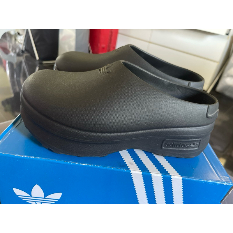 ส่งต่อ รองเท้า adidas adifom stan สีดำ uk7(25cm)