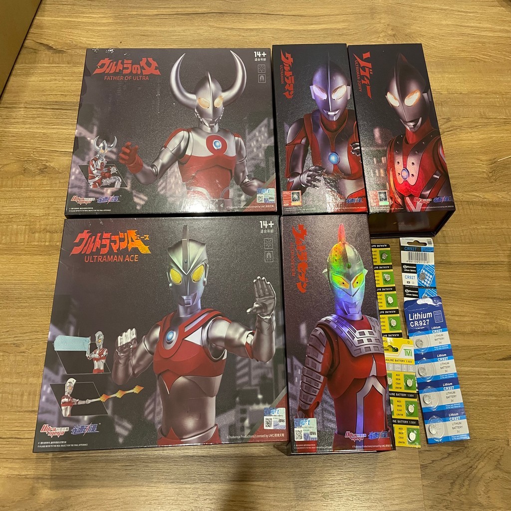 Spectrum ACG Ultraman, Ultraman Zoffy, Ultraman Seven, Father of Ultra, Ultraman Ace ครบเซ็ต 5 ตัว -