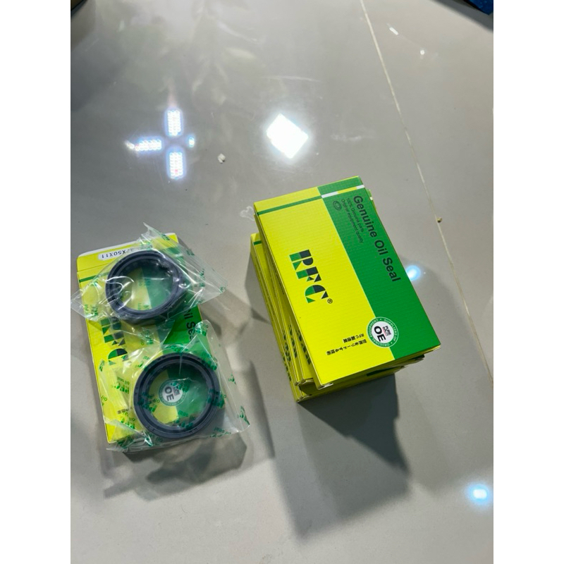 ซีลโช๊คหน้าCT150/CT250max