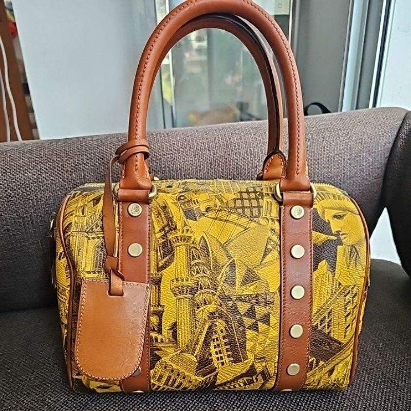 กระเป๋าทรงหมอน Fontana