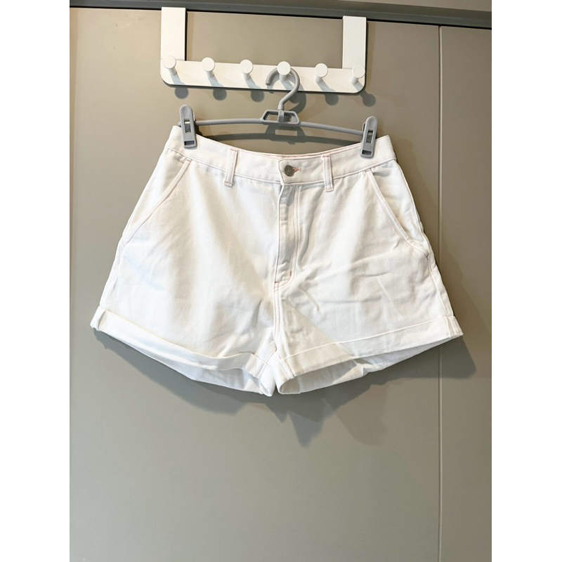 ขาสั้นยีนส์ขาว TDGA*Julys รุ่น Self Hug size XL