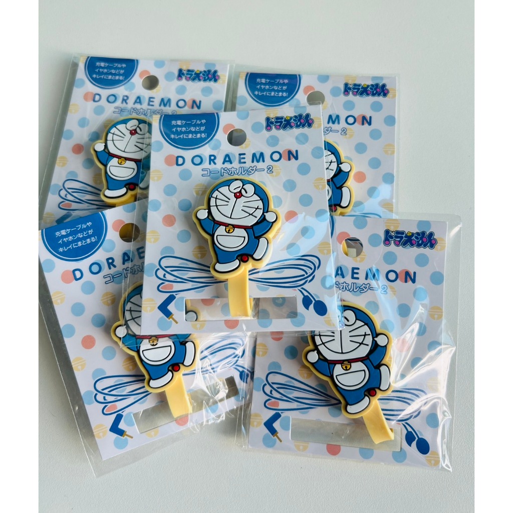 Cable clip "สายรัดสายหูฟัง" สายชาร์จ แบบกระดุม ลายตัวละครดีสนีย์ ลิขสิทธิ์แท้จากญี่ปุ่น 100% สินค้าพร้อมส่งจากไทย
