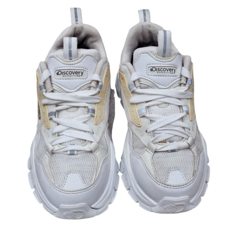 รองเท้าผ้าใบ Discovery ไซส์ 38.5