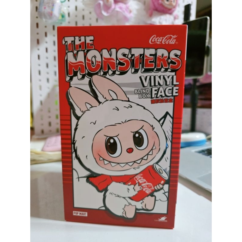 (พร้อมส่ง)labubu cocacola ของแท้ใช้โค้ดแฟชั่น 30%ได้