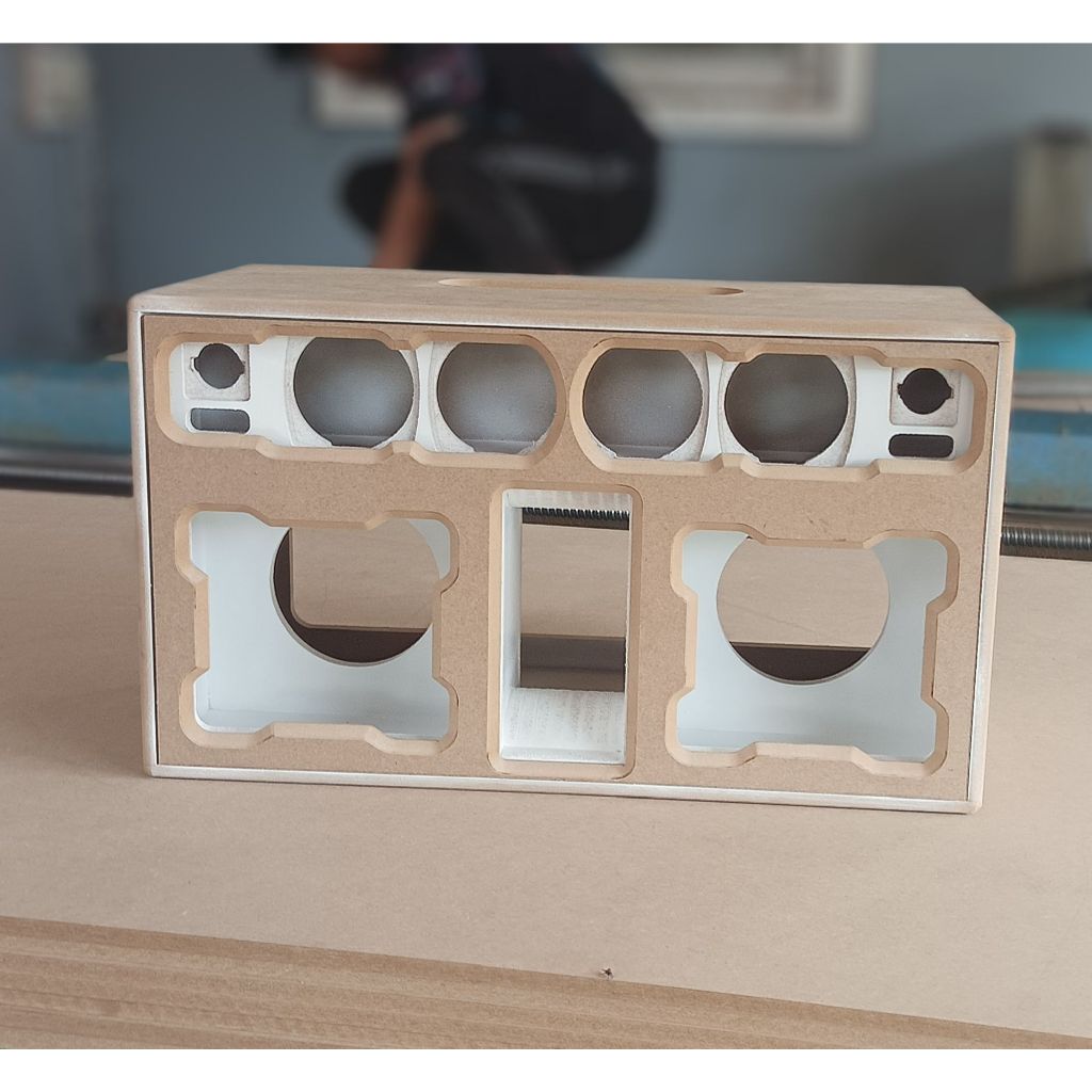 ตู้บูลทูธ6.5″คู่ เสียงกลาง4″ แหลม2″แบนพาส