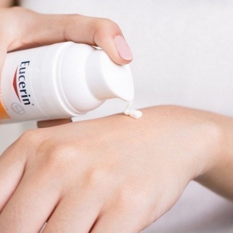 ยูเซอริน Eucerin Sun Dry Touch Oil Control Face SPF50+ PA++++ 50ml กันแดดคุมมัน เนื้อบางเบา สำหรับผิวหน้า