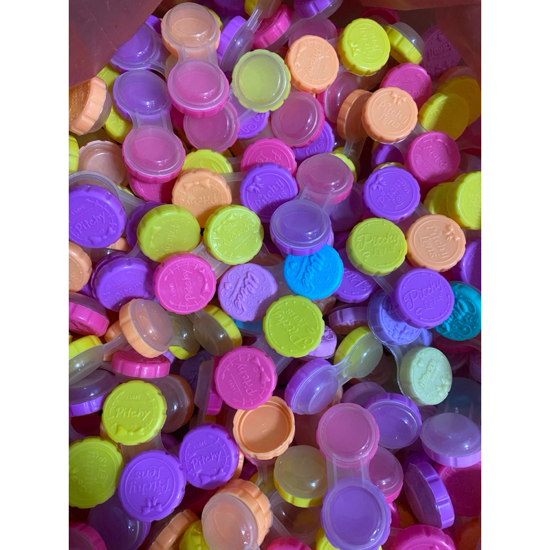 ตลับคอนแทคเลนส์​ สีชมพู/ม่วง​ ใส​ คละสี